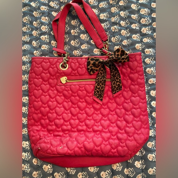 Betsy Johnson Pink Quilted Tote - Picture 3 of 8